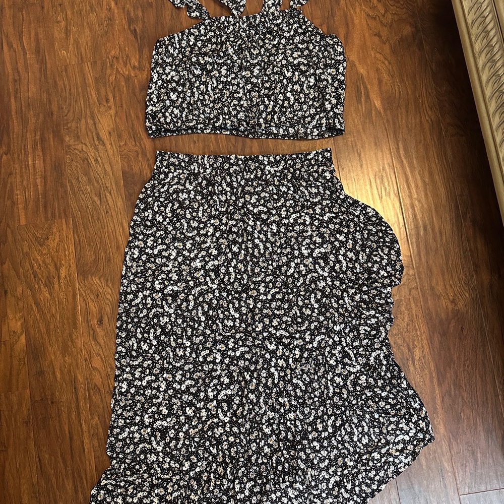Floral Black and White Two-Piece Set